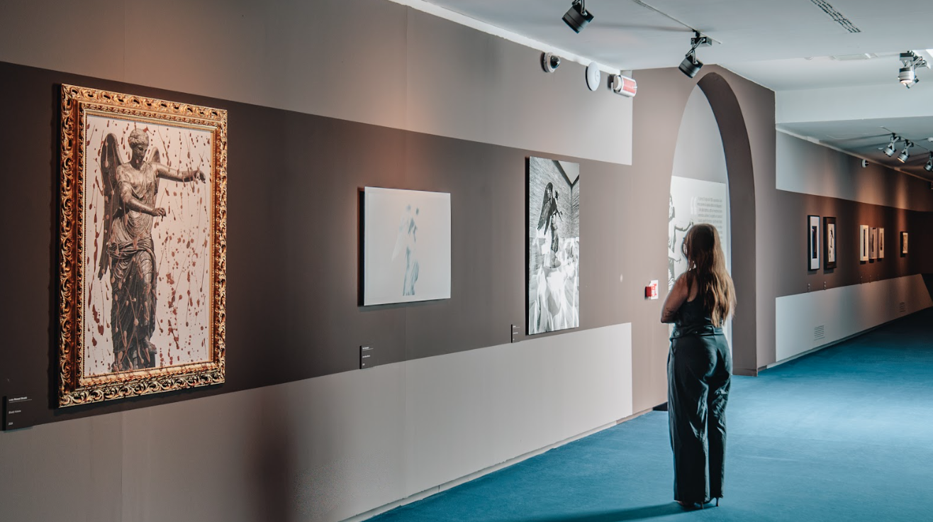 Visita guidata alla mostra La Vittoria di Brescia. 40 fotografi e un’eterna bellezza